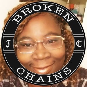 Meet your Posher, Joyce